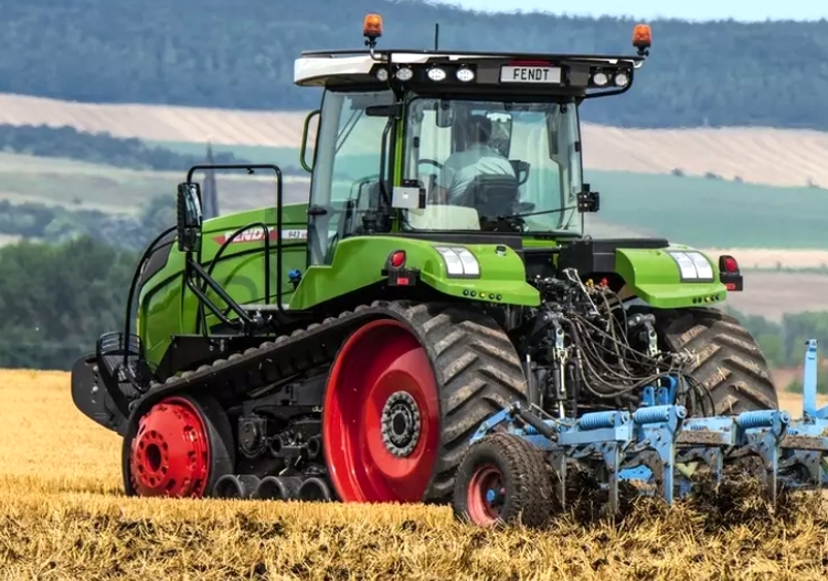 Fendt 900 Vario MT traktor