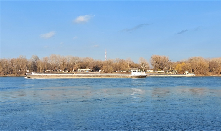 uszály Duna