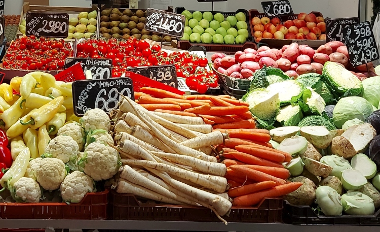 zöldség piac