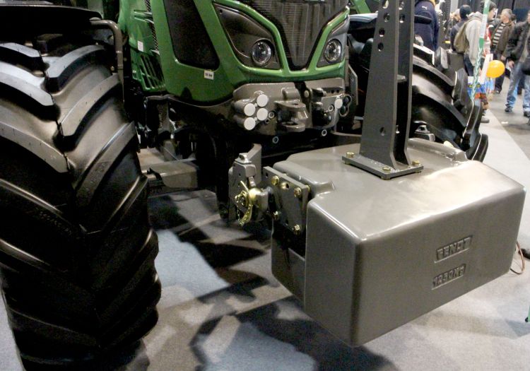 traktor pótsúly