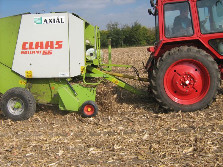 valtozo kamras kukoricaszar balazo