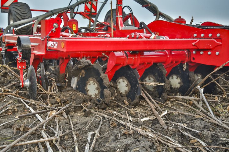 Magágykészítés és növényvédelem Horsch-technológiával