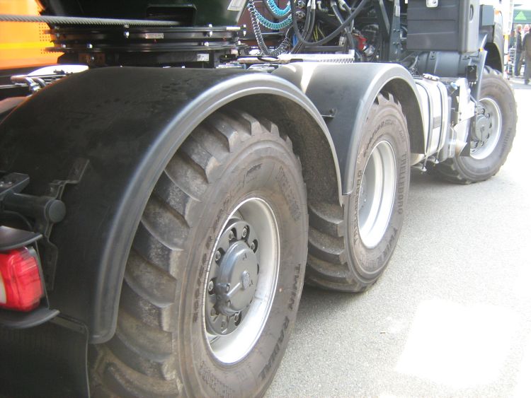  6 × 6 kerékképletű mezőgazdasági teherautó