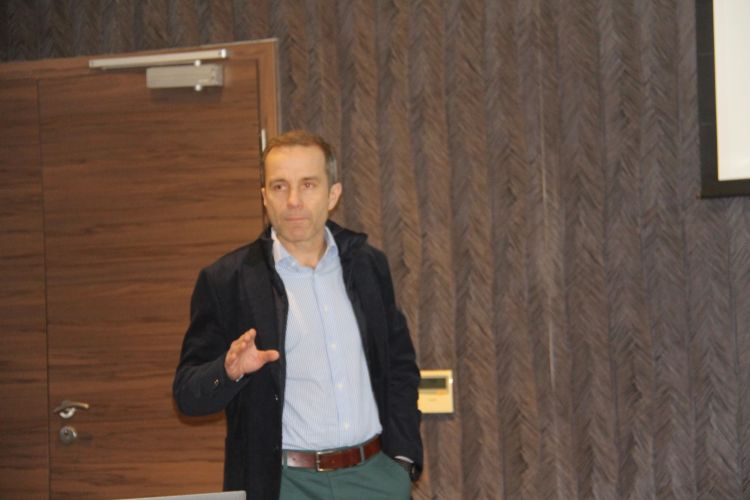 Hansjörg Schlichtner, Saatbau Linz