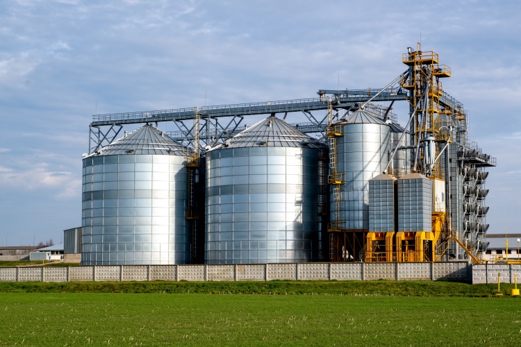 Korszerű gabonatároló silórendszer