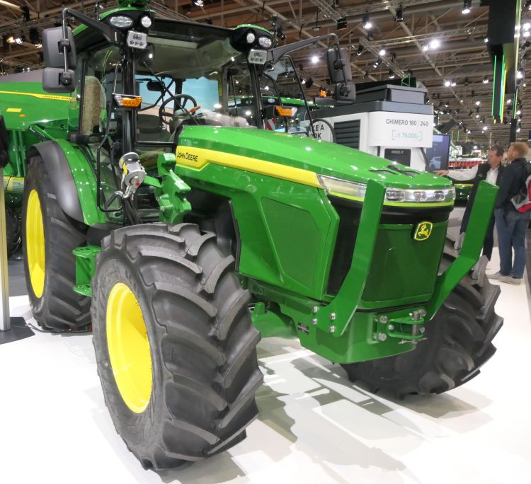 John Deere E-Power elektromos traktor