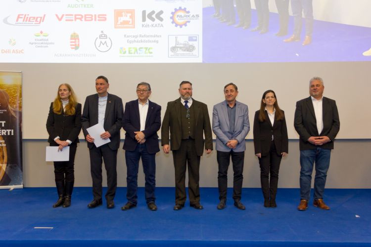 Agrárgépész döntő zsűrije együtt