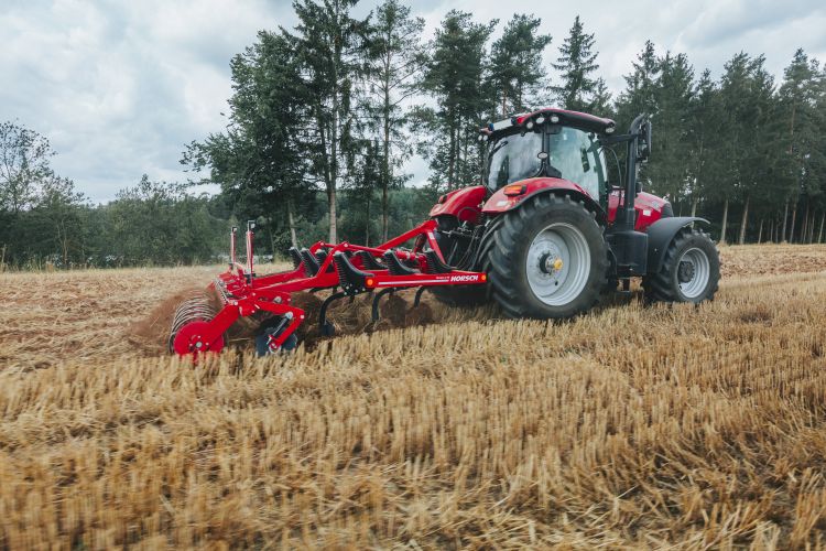 Terrano FX – sekély talajművelés – felszínegyengetés