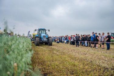 Szántóföldi Napok gépbemutató Mezőfalván
