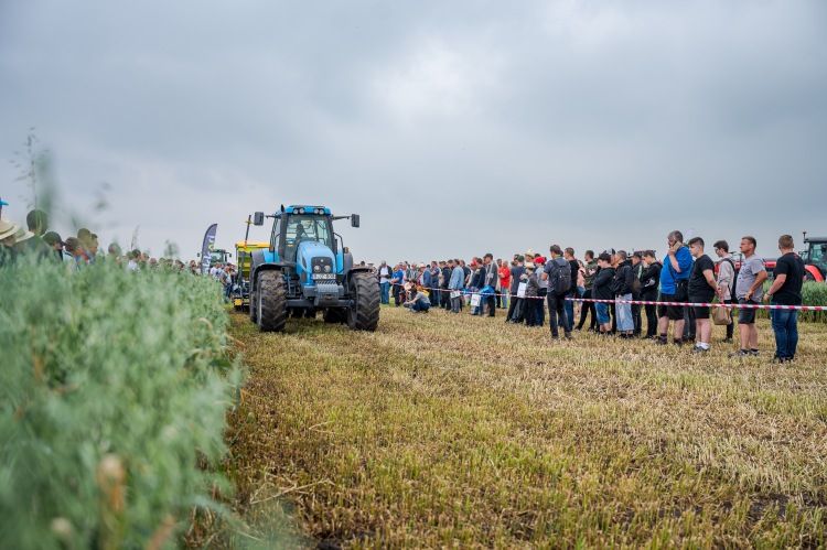 Szántóföldi Napok gépbemutató Mezőfalván