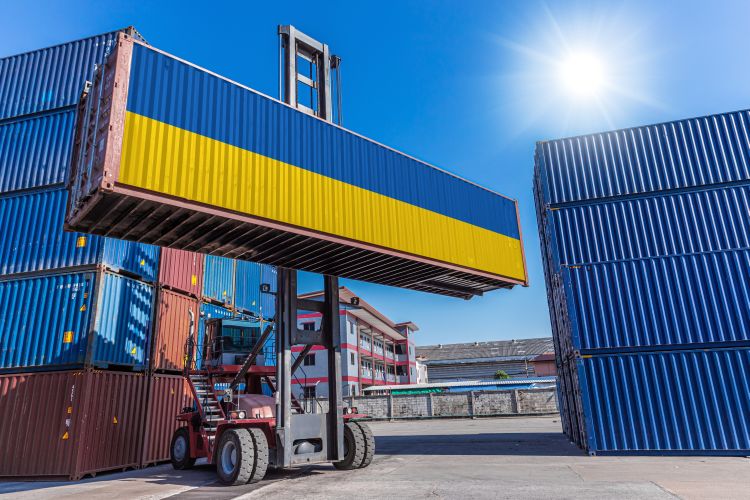 Ukrán import a célkeresztben