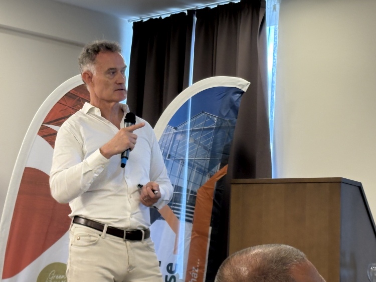 Lucien Knetemann, a Glasimport company ügyvezető tulajdonosa
