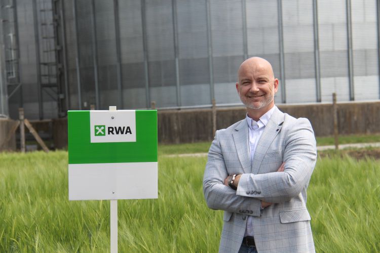 Babiák János ügyvezető, RWA Magyarország Kft.